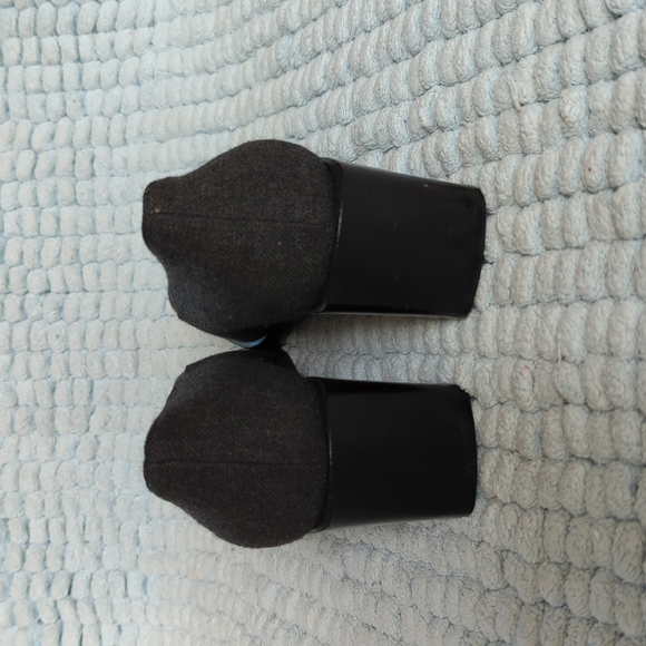 GIORGIO PRANDI | Vintage 90s Dark Gray Fabric Block Heels - Picture 5 of 9
